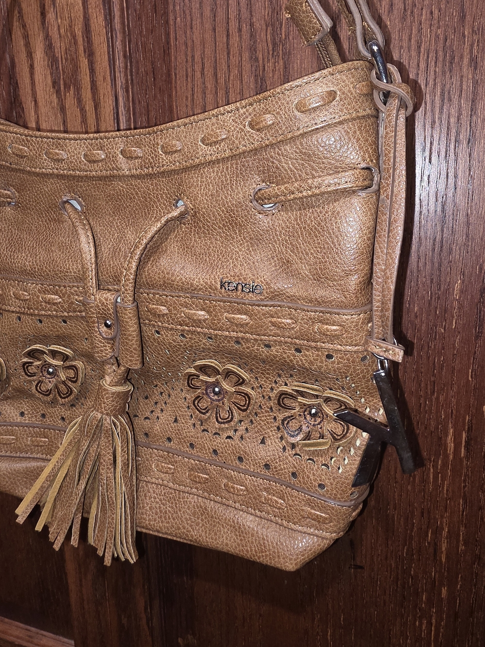 Kensie Floral Flower Crossbody Bag | 3D Flower Detail | Boho